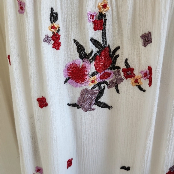 Lost + Wander Bloomingdales Womens Embroidered Floral Señorita Maxidress sz M - Picture 4 of 8